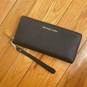 Michael Kors - great condition!